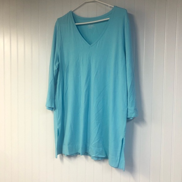 Chico’s The Ultimate Tee Blue V-Neck Women's Top Size 2 Large - Picture 2 of 4